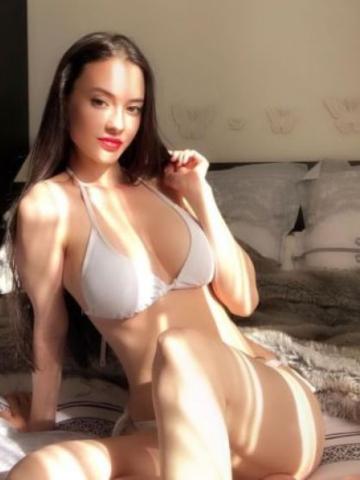 Жанна Гламурная Брюнетка